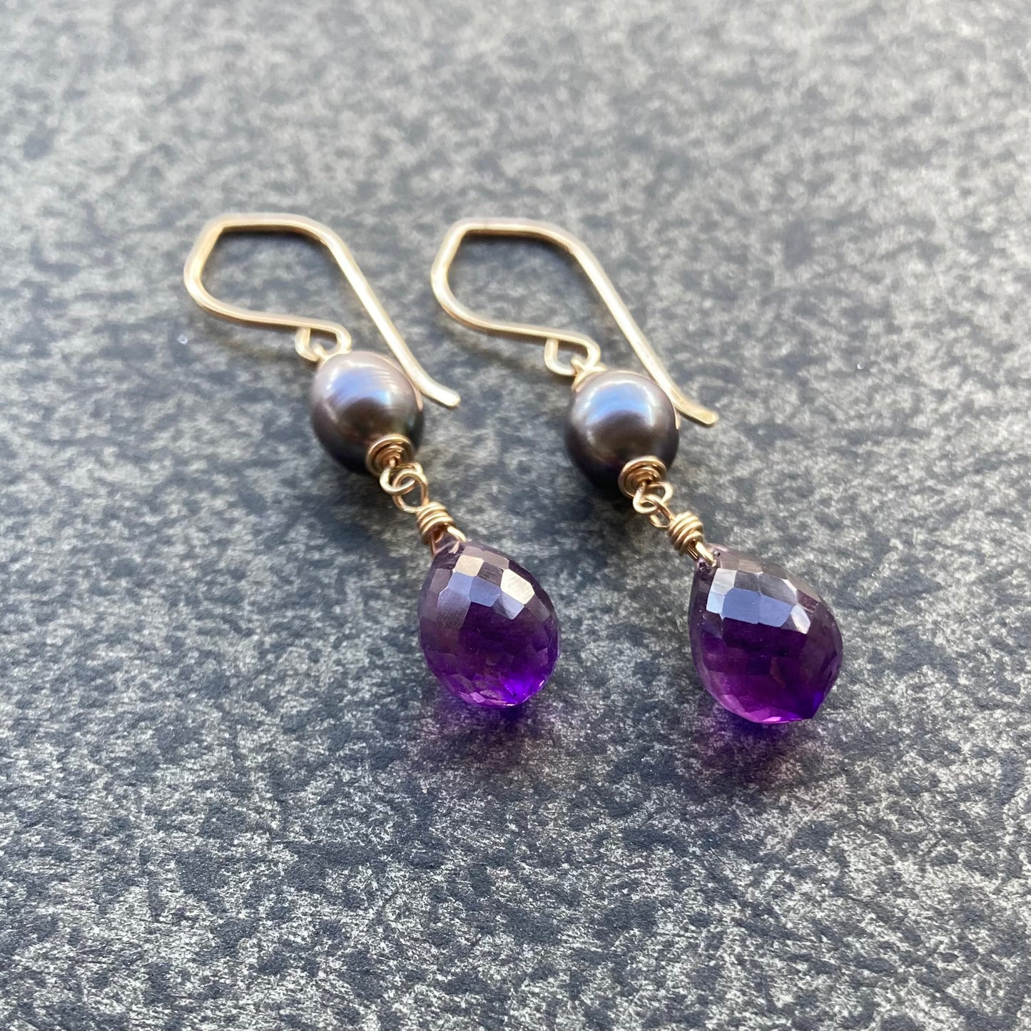 Freshwater Peacock Pearl, Amethyst & Gold Bracelet