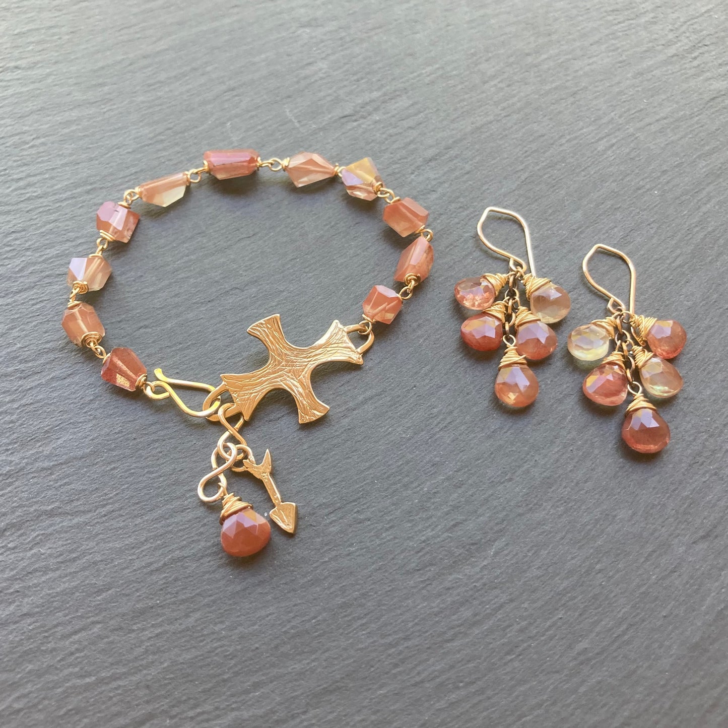 Andesine Labradorite, Gold & Bronze Cross Link Bracelet
