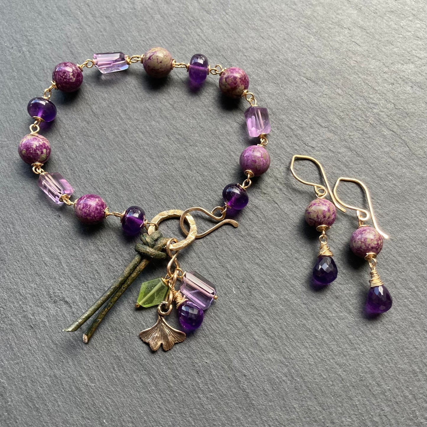 Atlantisite Stichtite, Amethyst & Gold Charm Bracelet