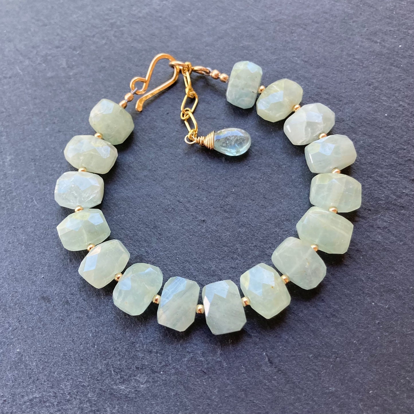 Moss Aquamarine & Gold Bracelet