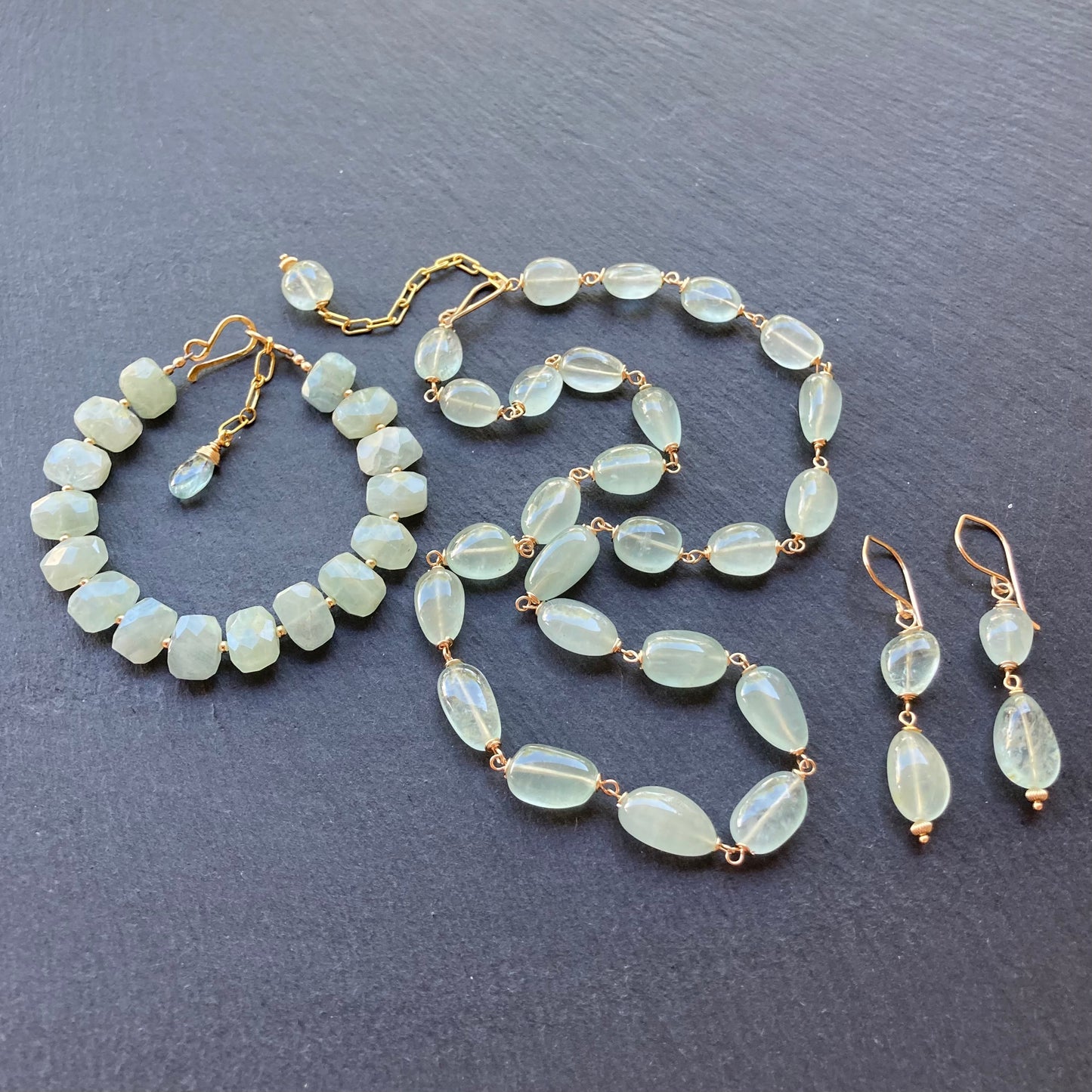 Moss Aquamarine & Gold Bracelet