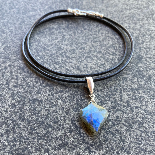 Labradorite & Sterling Silver Leather Choker