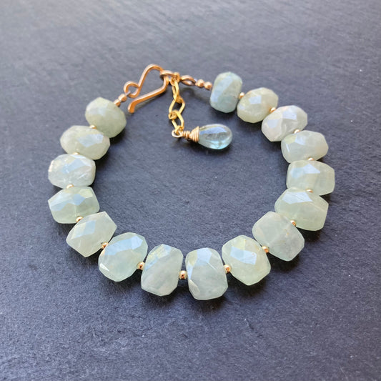 Moss Aquamarine & Gold Bracelet