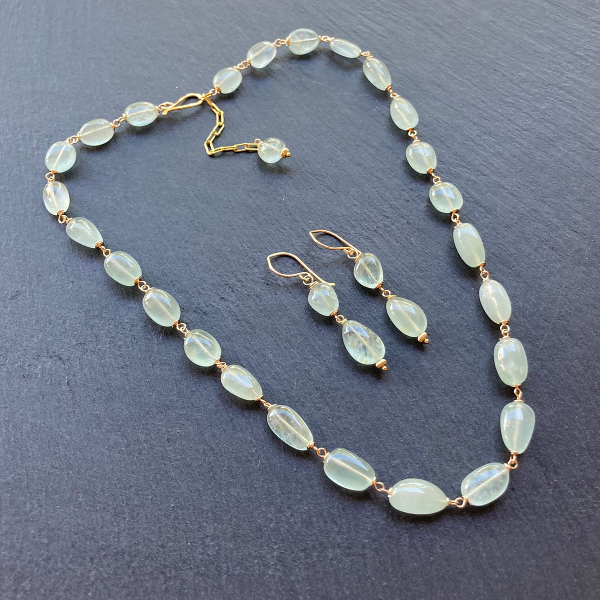 Moss Aquamarine & Gold Necklace