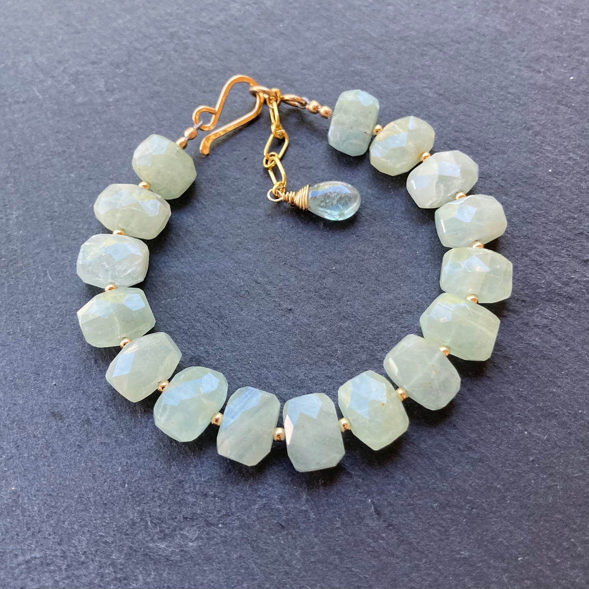 Moss Aquamarine & Gold Bracelet