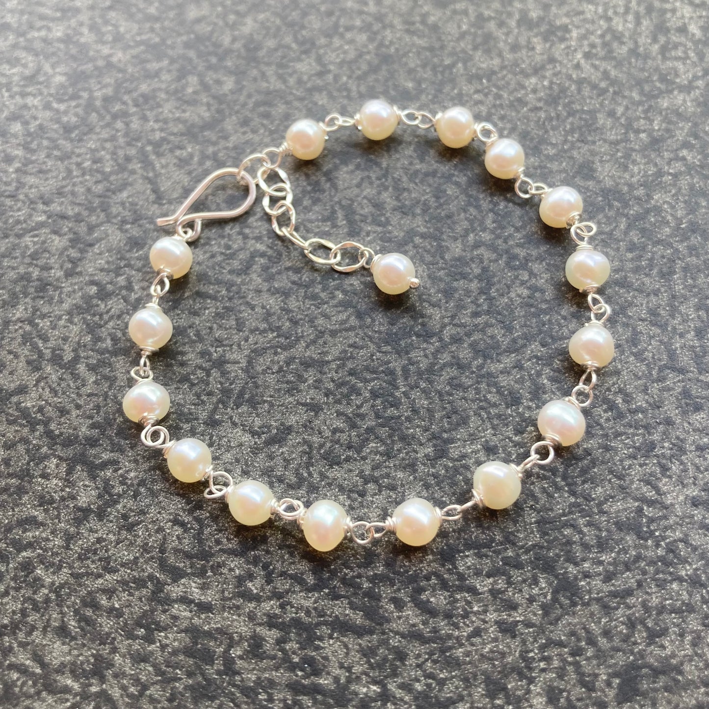 Freshwater Pearl & Sterling Silver Bracelet