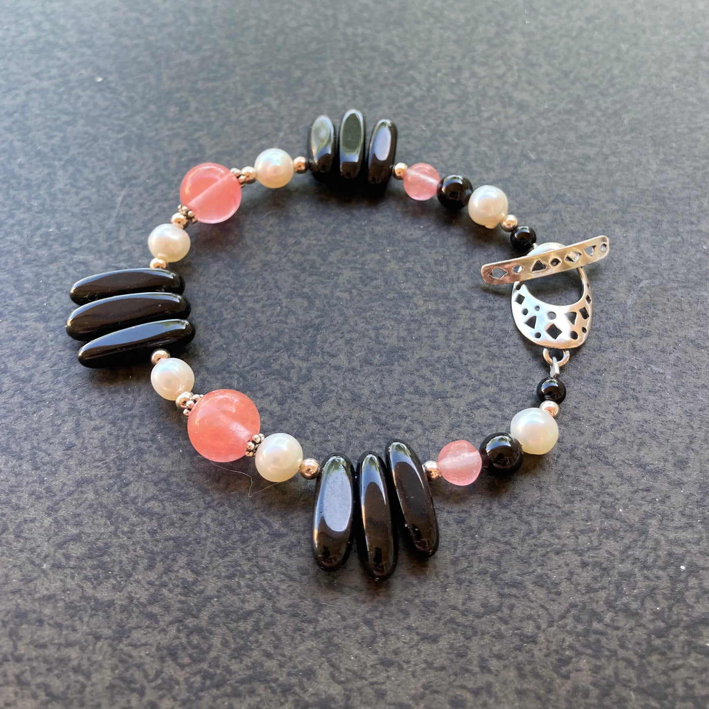 Cherry Quartz, Black Onyx, Pearl & Sterling Silver Bracelet